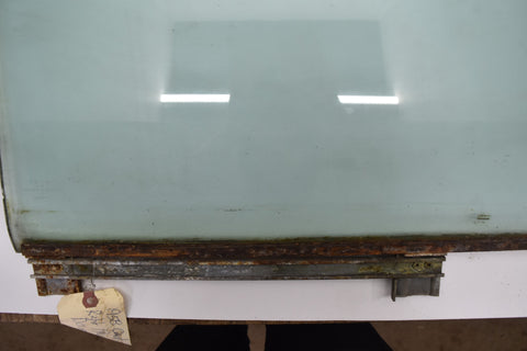 1958 CADILLAC LIMO SERIES 75 FLEETWOOD FRONT PASSENGER WINDOW RH DOOR GLASS 58