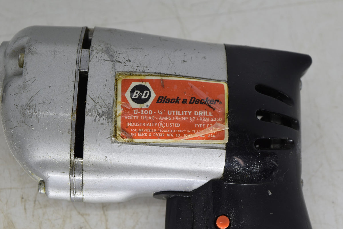 Vintage Black & Decker Model 7100 3/8 drive drill power tools