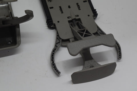 2008 05 06 07 08 09 Pontiac Torrent Chevrolet Equinox Console Cup Holder 12555