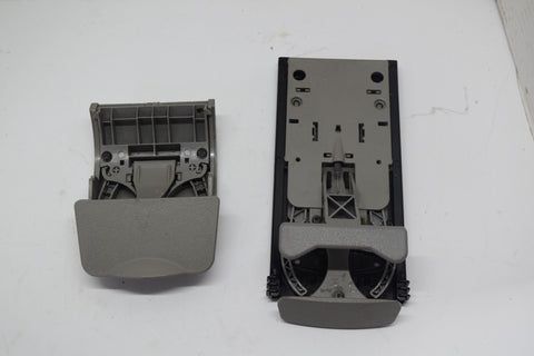 2008 05 06 07 08 09 Pontiac Torrent Chevrolet Equinox Console Cup Holder 12555