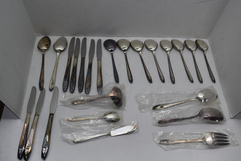 Silver Tulip Flatware Silver Plated Silverwear Serving Spoons 13407