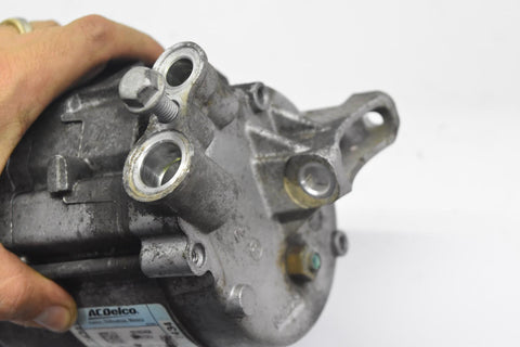 2010 2015 Chevy Camaro Engine AC A/C Air Compressor Pump Unit Assembly 14464