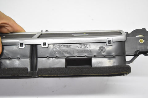 2010 Chevy CAMARO RS CENTER DUAL DASH VENT OEM 92239557 14537