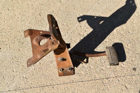 1963 1964 Ford Galaxie Automatic Auto Brake Pedal Mount Bracket Arm 63 64 12984