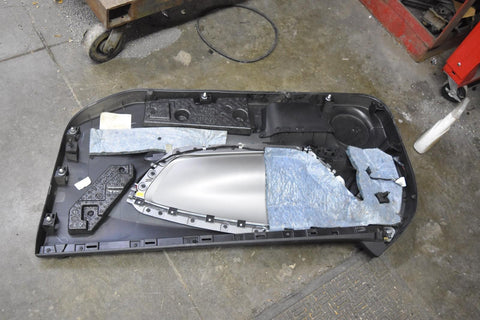 2010 10 11 12 13 14 15 2015 Chevrolet Camaro RS door panel left drivers 14497