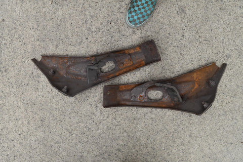1964 Ford Galaxie Rear Outer Bumper Brackets Braces Left Right Pair LH RH 64