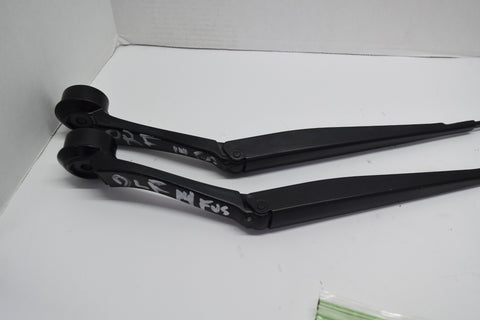2013 2020 Ford Fusion Front RH LH Windshield Wiper Arm Set Pair 14 15 16 17 18