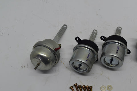 2004 2006 GTO Vacuum Door Actuators Climate Control HVAC Heat A/C 04 05 06