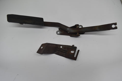 1987 1993 Ford Mustang Gas Accelerator Pedal 87 88 89 90 91 92 93