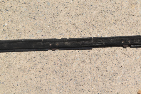 1983 1986 Ford Mustang Convertible Right Exterior Belt Trim Door Weatherstrip RH