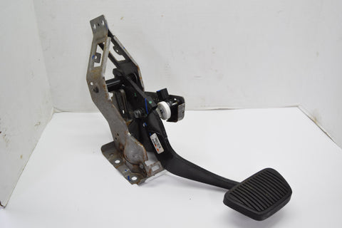 2010 2015 Chevrolet Camaro Brake Pedal Assembly Automatic 10 11 12 13 14 15