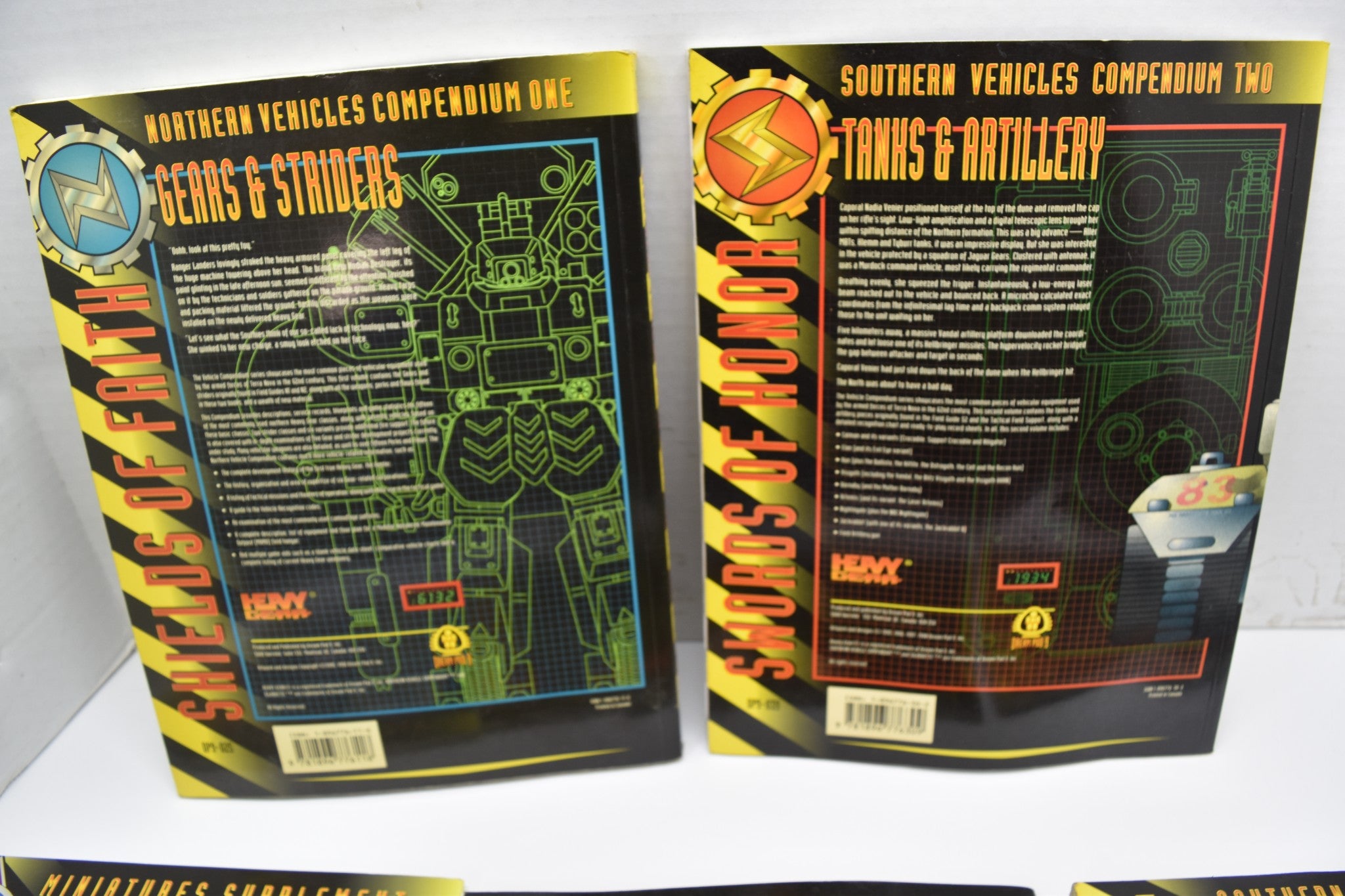 Swords Of Honor Heavy Gear SourceBook Southern Northern Compendium Boo