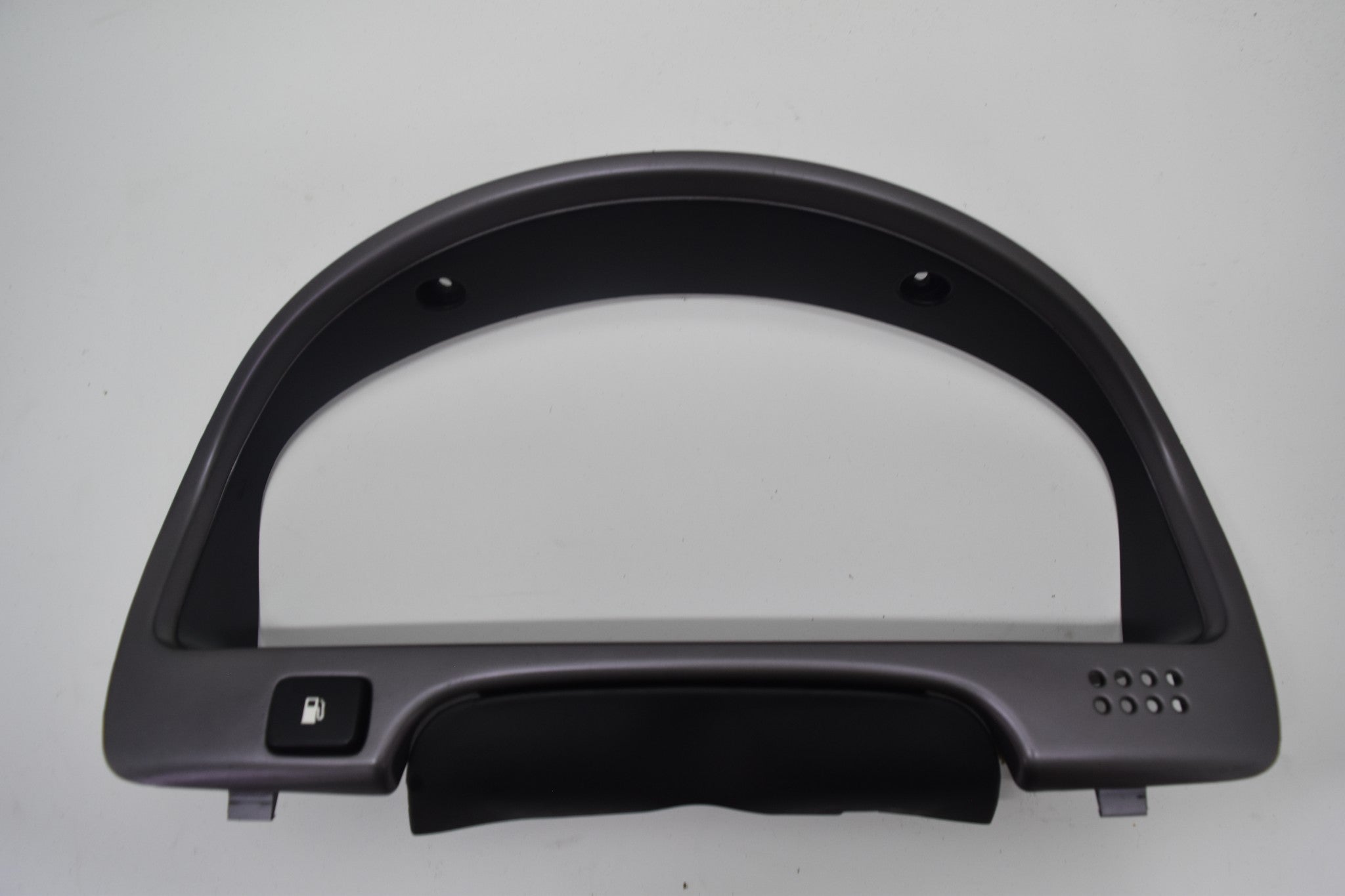2004 2005 2006 Pontiac GTO Instrument Gauge Cluster Trim Bezel Fuel Do