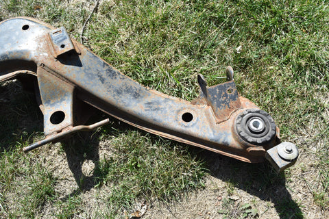 2004 2005 2006 GTO Rear Subframe Cross Member Bracket 04 05 06