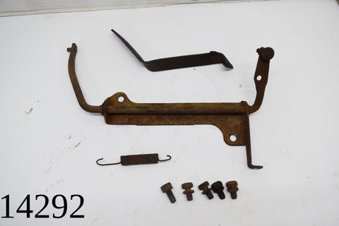 1970s 1978 Ford 300 4.9 Inline 6 Automatic Transmission Carb Kickdown Linkage