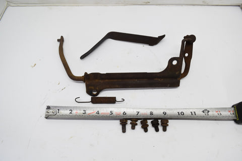 1970s 1978 Ford 300 4.9 Inline 6 Automatic Transmission Carb Kickdown Linkage