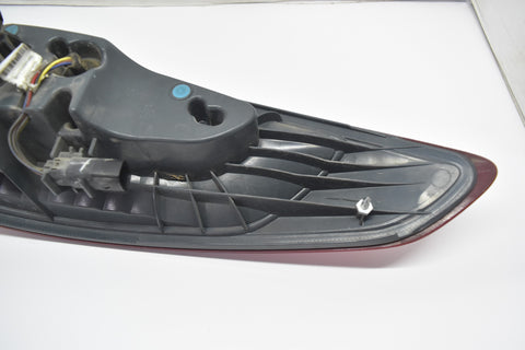 2013 2016 Ford Fusion Tail Light Left Driver Outer DS73 13405 AJ 13 14 15 16