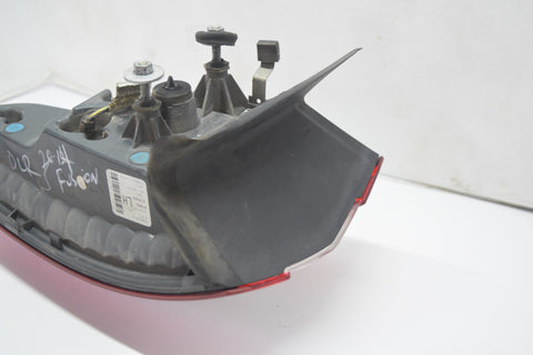 2013 2016 Ford Fusion Tail Light Left Driver Outer DS73 13405 AJ 13 14 15 16