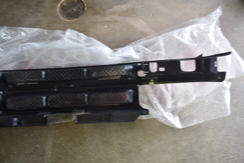 New 1998 2004 S10 SS Xtreme Front Grille Grill Gray GM1200426 99 00 01 02 03 04