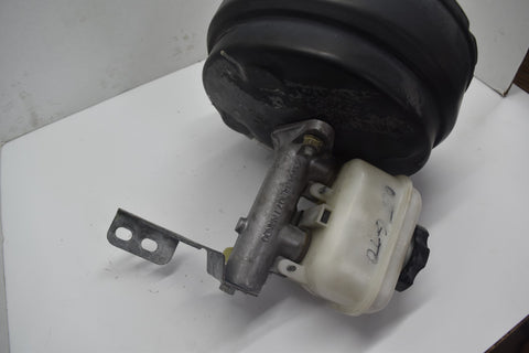 2005 2006 Pontiac GTO Brake Booster Master Cylinder 05 06