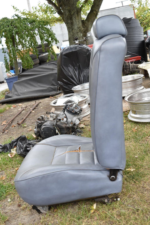 1983 1986 Ford Mustang Front Right Passenger Bucket Seat Fox Body Vinyl 83 84 86