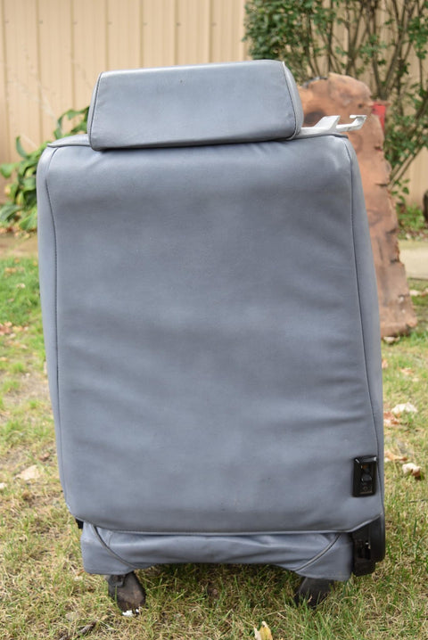 1983 1986 Ford Mustang Front Right Passenger Bucket Seat Fox Body Vinyl 83 84 86