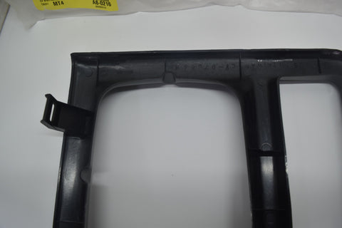 1989 1990 1991 Chevy Blazer Suburban RH Passenger Headlight Door Bezel 89 90 91