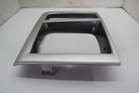 1989 1990 1991 Chevy Blazer Suburban LH Driver Headlight Door Bezel 89 90 91