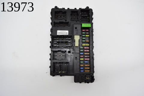 2013 2018 Ford Fusion Interior Multifunction Fuse Relay Box dg9t 14b476