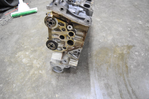 2010 2011 Chevrolet Camaro Driver LH Cylinder Head 3.6 V6 12590609