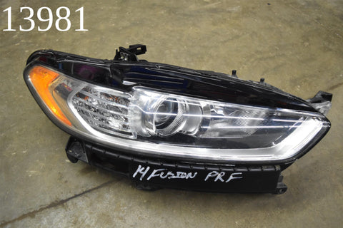 2013 2016 Ford Fusion Passenger RH Headlight Assembly DS73 13W029 CD33