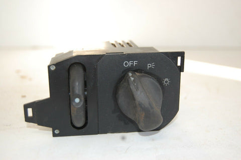 1995-2000 MONTE CARLO HEADLIGHT SWITCH HEAD LIGHT LAMP CONTROL 10098823 CHEVY