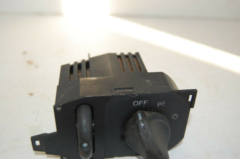 1995-2000 MONTE CARLO HEADLIGHT SWITCH HEAD LIGHT LAMP CONTROL 10098823 CHEVY