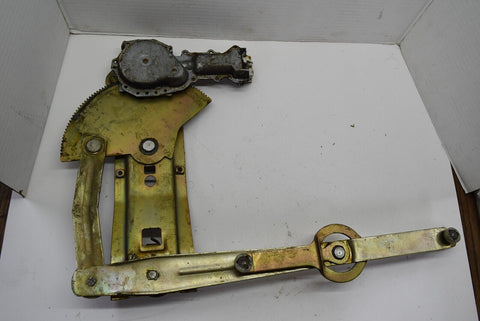 1988 1989 1990 Suburban passenger SIDE WINDOW REGULATOR RH Right front GMC 9260