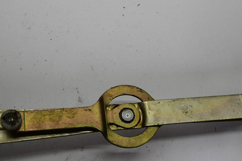 1988 1989 1990 Suburban passenger SIDE WINDOW REGULATOR RH Right front GMC 9260