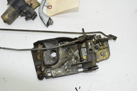 1990 CHEVROLET GMC TRUCK C10 K10 DOOR LATCH PLUS LINKAGE RODS LH Front 9268
