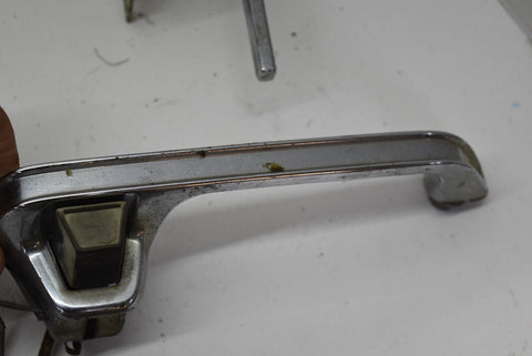 1990 90 CHEVROLET GMC TRUCK C10 K10 DOOR LATCH PLUS LINKAGE RODS RH Front 9289