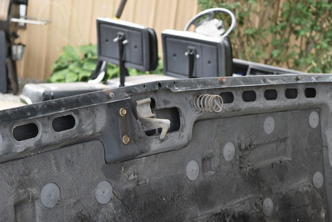 1980 1990 1998 90 suburban Chevy hood oem 80 81 82 83 84 85 86 87 88 89 91 9307