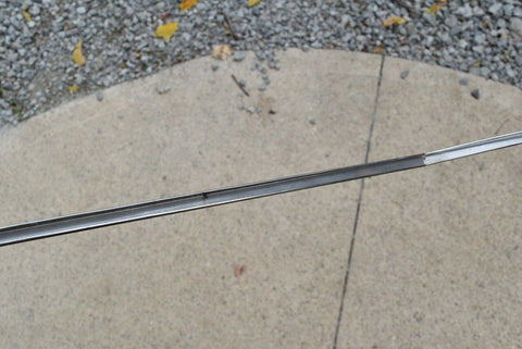 1972 CHEVELLE GRILLE TRIM CENTER GM USED MOULDING 72 MALIBU EL CAMINO 9460