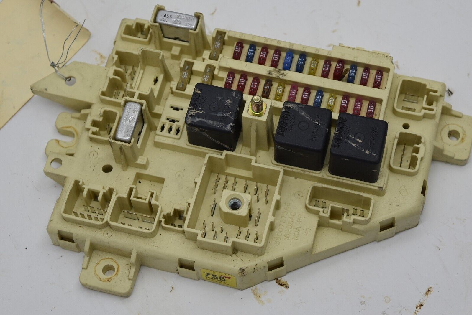 RH Kick Panel Fuse Box Right Passenger PN56007573ae OEM Jeep Cherokee