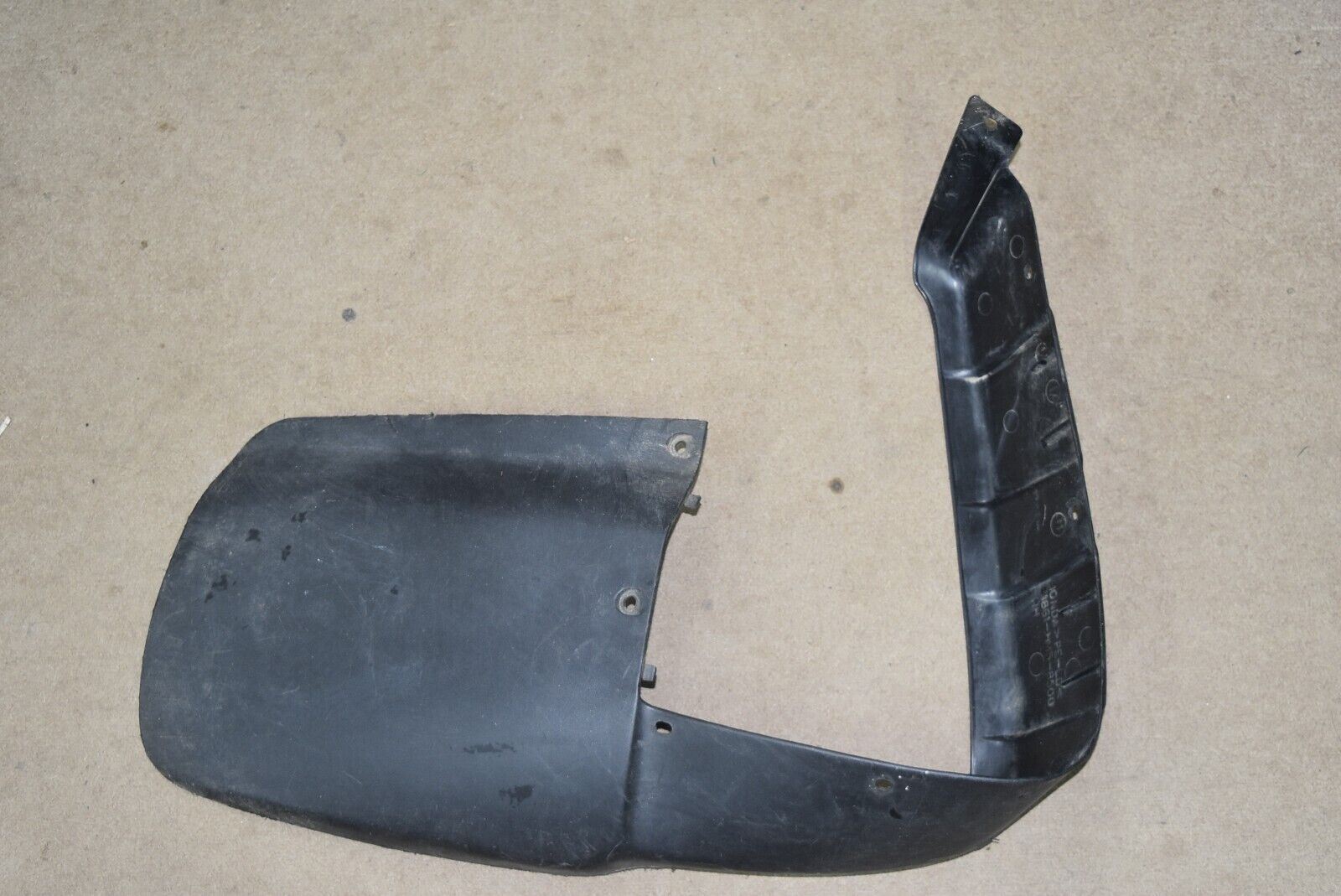 Honda Fourtrax 300 FW 98 Fender Flare Right Front 61861hm5 9817