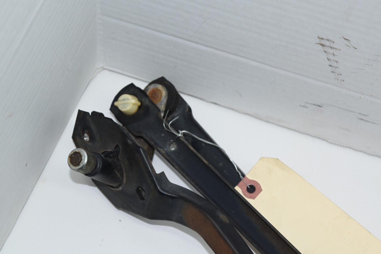 Jeep Cherokee XJ 9701 Front Wiper Motor Linkage Assembly 10348 FatMan