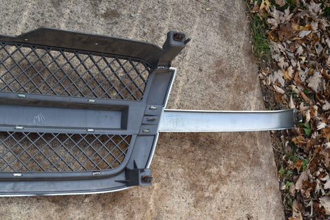 2003 2006 Chevrolet Silverado GRILL GRILLE OEM 03 04 05 06 Chevy 11820