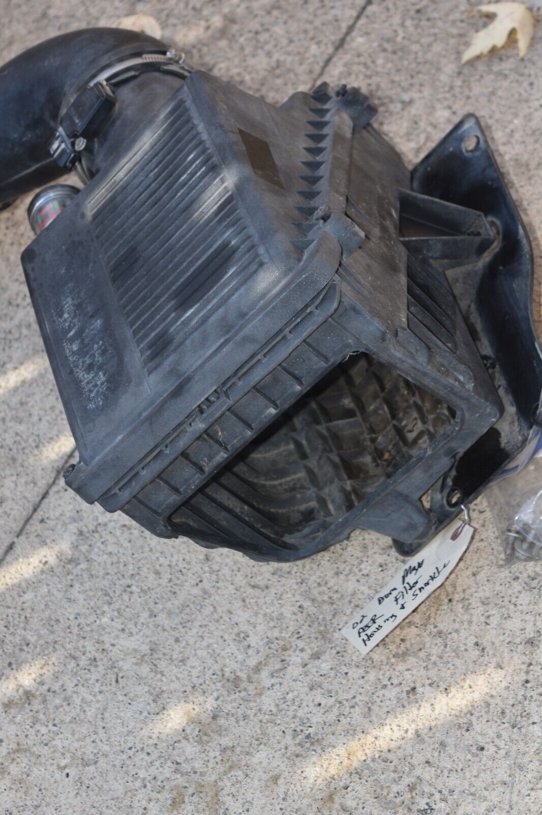 2002 02 Chevy Duramax Air Intake Tube and filter housing 11888 FatMan