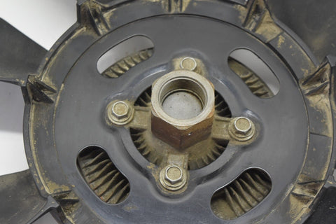 Fan Blade 6.6L 2001 2002 2003 2004 2005 SIERRA Chevy Silverado 2500 PICKUP 11946