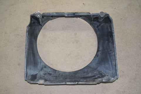84 85 86 Ford Mustang 3.8 V 6 Factory Radiator Cooling Fan Shroud 11987