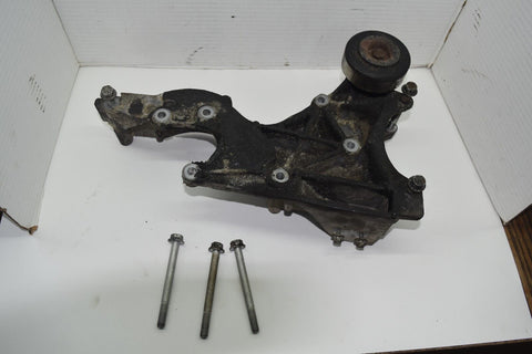 2001 Chevrolet Silverado 1500 5.3L Power Steering Pump Bracket 6 bolt 12145