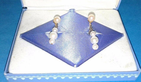 Vintage Deltah 12 Karat Gold Fill Pearl Cultured ScrewBack Earrings Original Box