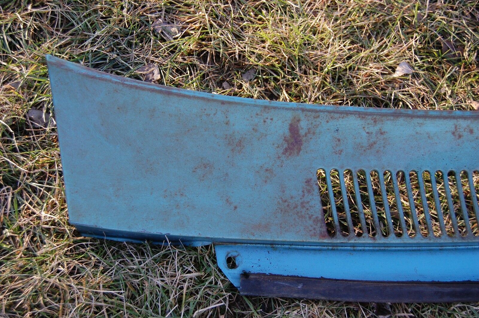 1967 Chevrolet Impala windshield wiper cowl Bel Air Caprice Vintage Pa