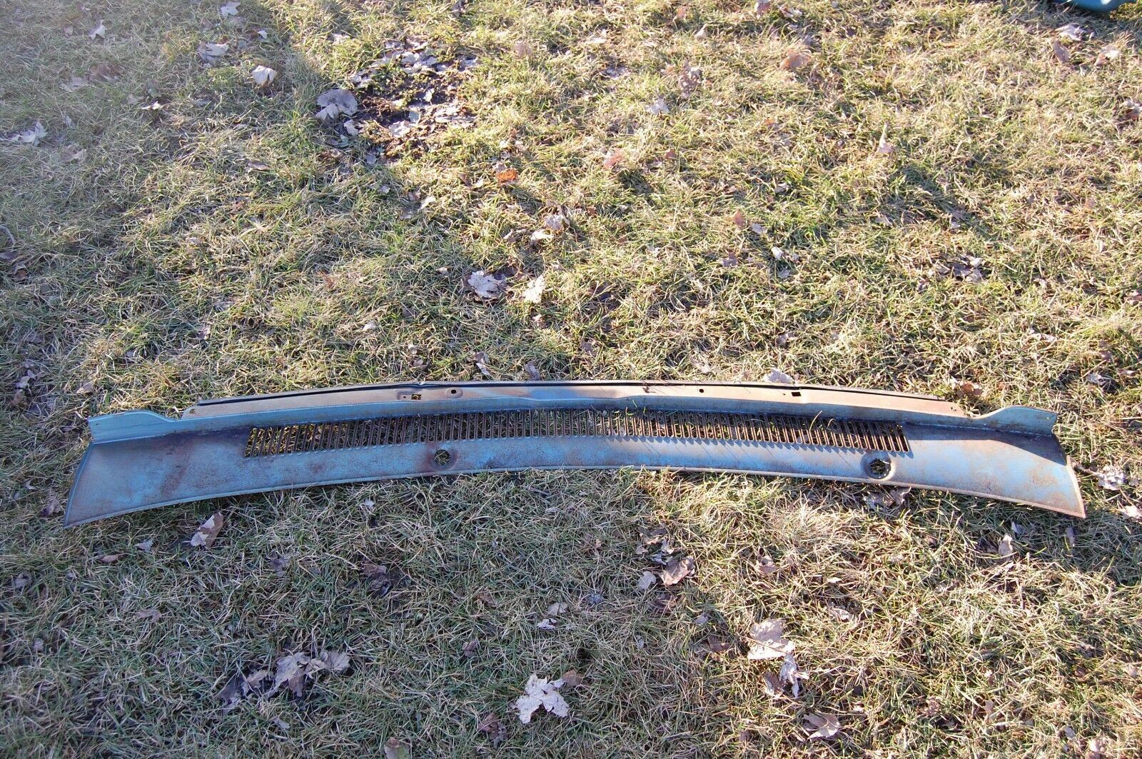1967 Chevrolet Impala windshield wiper cowl Bel Air Caprice Vintage Pa